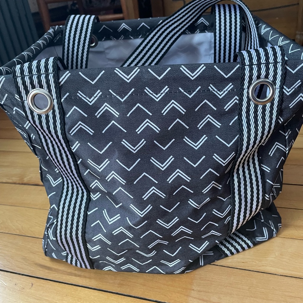 Thirty One Square Utility tote